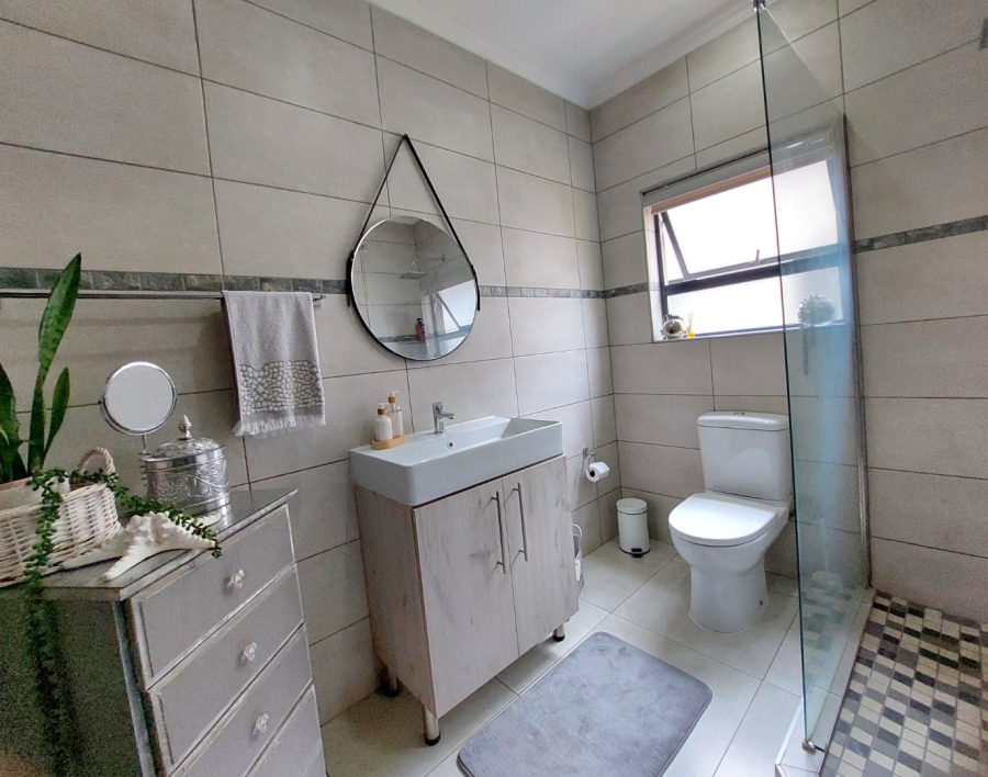 2 Bedroom Property for Sale in Leloko Lifestyle Estate North West